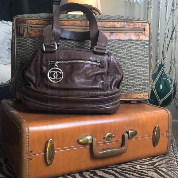 AUTHENTIC Chanel Essential Bowler Bag  price is firm - Picture 4 of 17